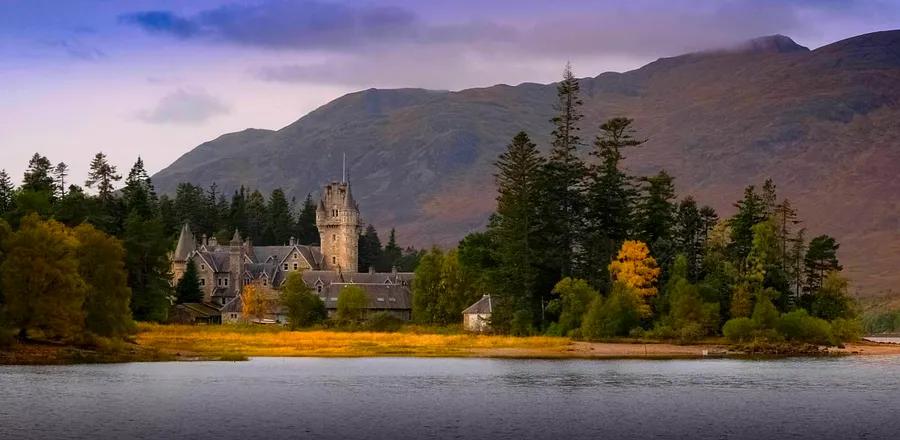 7 Filming Locations From The Crown You Can Visit