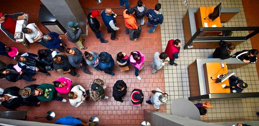 In a Customs Line? You Might Want to Put Your Phone Away