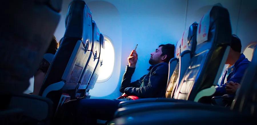 The Consequences of Not Activating ‘Airplane Mode’ During a Flight