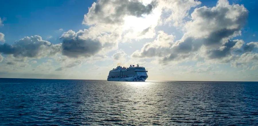 No More Being Adrift at Sea—Cruise Ship Wi-Fi Sees Major Improvements