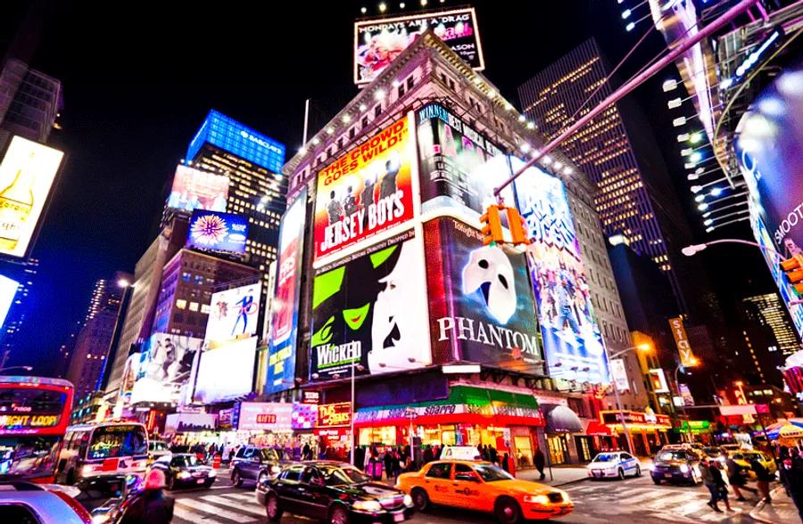 Let’s dive into it! Tips for snagging a great deal on Broadway tickets