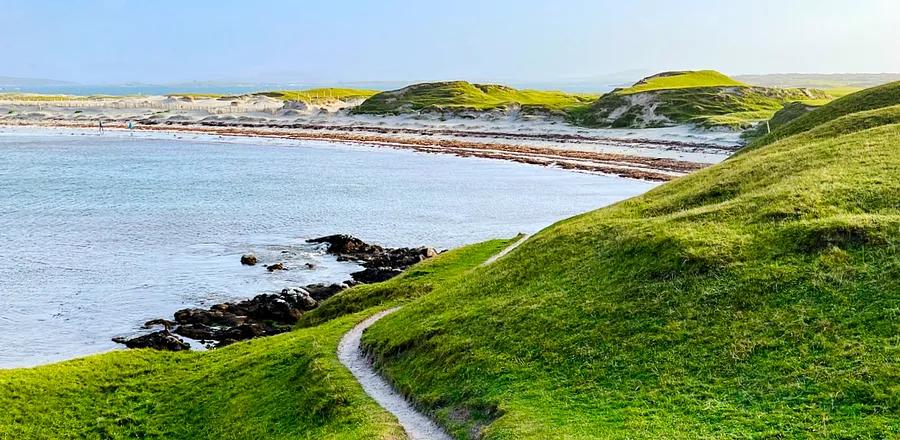 The Enchantment of Traveling to Ireland During the Off-Season