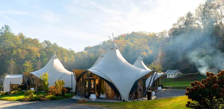 The 11 Top Hotels, Campsites, and Glamping Spots in the Great Smoky Mountains