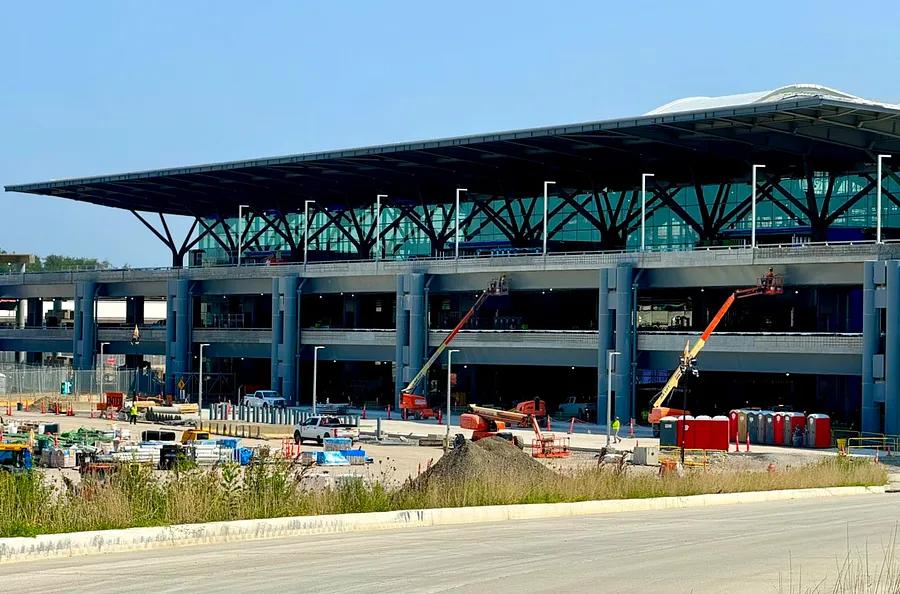 A glimpse into Pittsburgh's state-of-the-art $1.5 billion airport terminal.