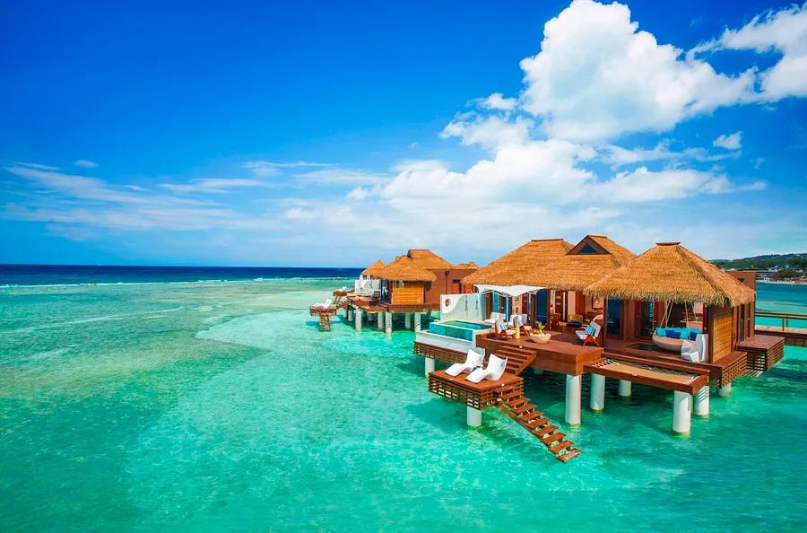 Top 8 Overwater Bungalows in the Caribbean