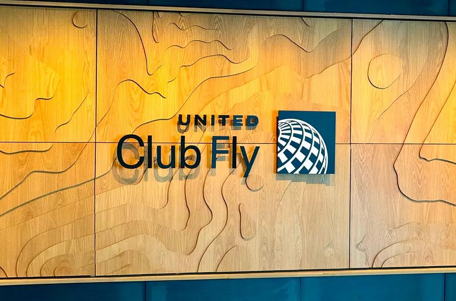 United to launch its second grab-and-go Club Fly and the largest lounge ever in Houston