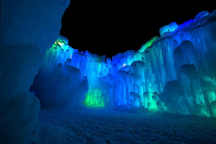 You can now visit a stunning ice castle in Colorado once again.