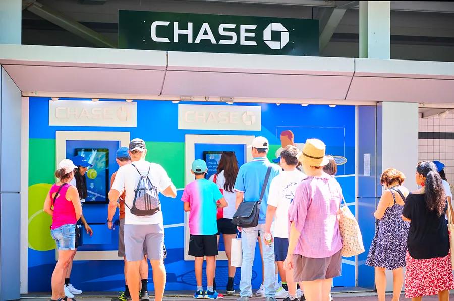 Reservations for the Chase Lounge at the US Open are now available, but a waitlist is already in effect.