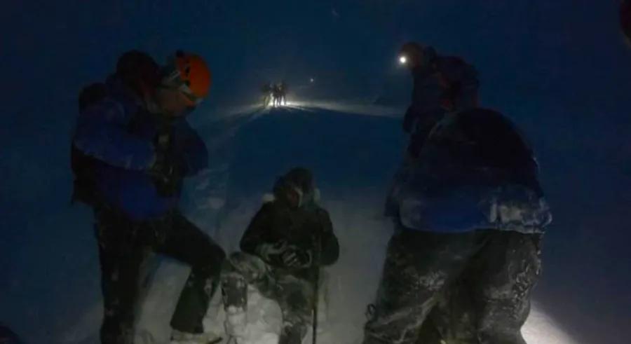 A mountain rescue team utilized the What3words app to find four tourists caught in a snowstorm