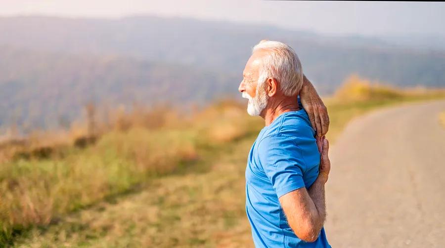 Weekend exercisers have the same risk of mild dementia as those who work out more often, a study indicates