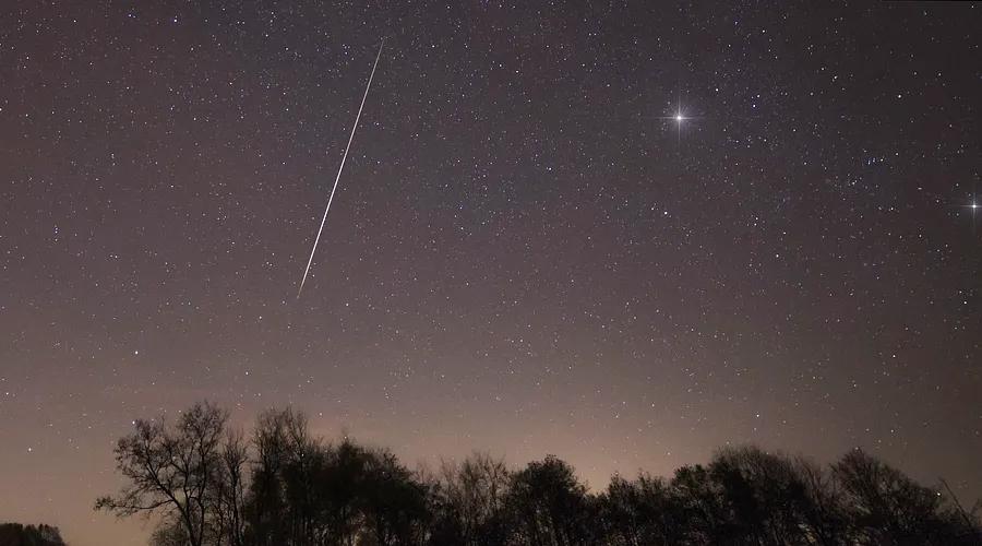 How to catch a glimpse of a fireball from the first phase of the Taurid meteor shower