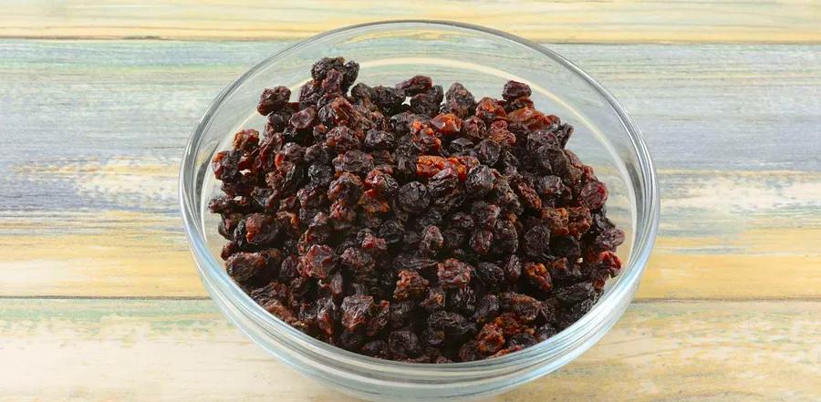 What Are Currants and How Should You Use Them?