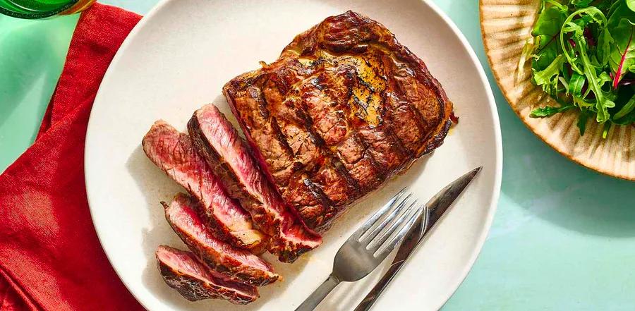 How to Avoid Ruining a Premium Steak, According to Experts at Omaha Steaks