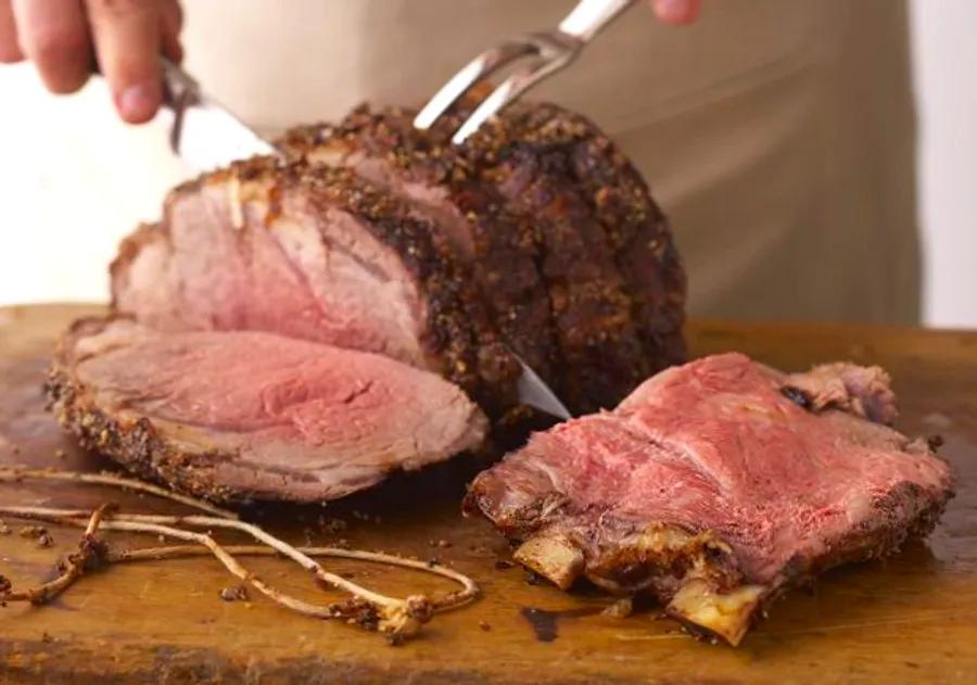 The Ultimate Guide to Reheating Prime Rib for Maximum Juiciness