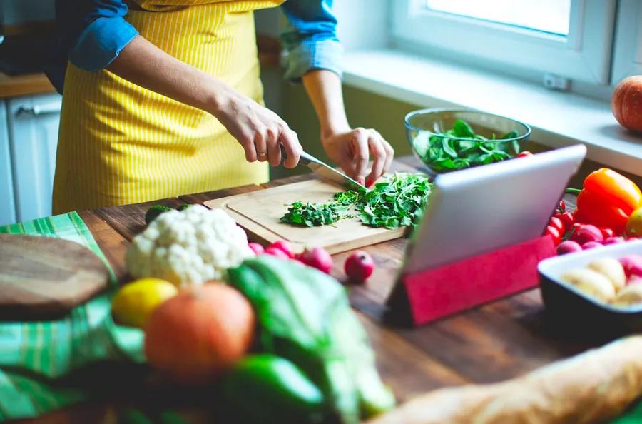 Effortless Dinner Planning: How to Prepare for a Week of Stress-Free Meals