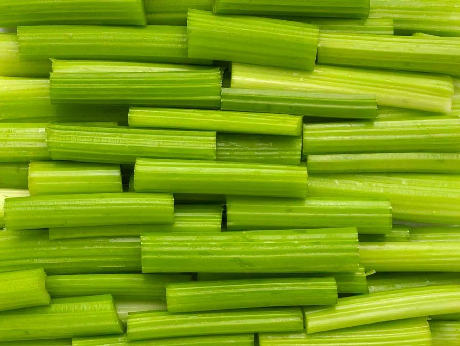 Freezing Celery: A Comprehensive Step-by-Step Guide