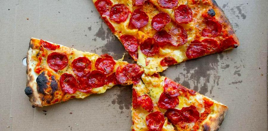 How long can pizza stay out safely?