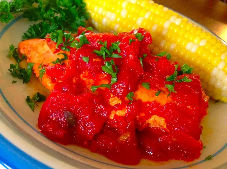 Succulent Braised Tomato Chicken Breasts