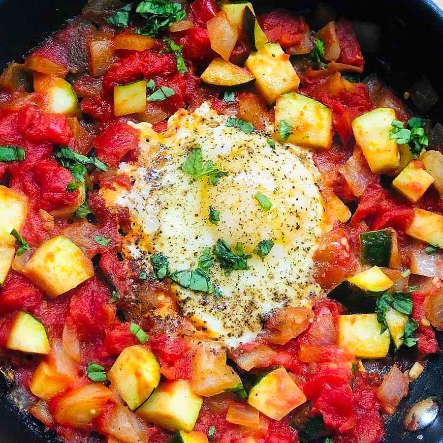 Shakshuka: A Middle Eastern Egg and Tomato Dish