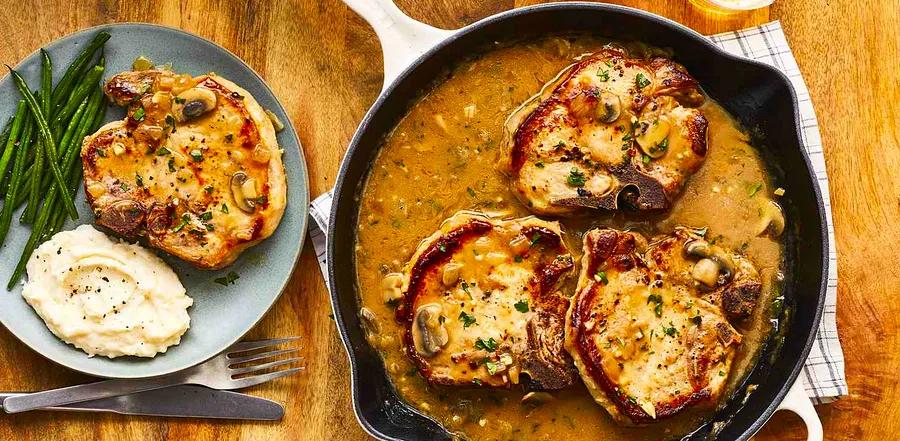 Southern Smothered Pork Chops with Rich Brown Mushroom Gravy