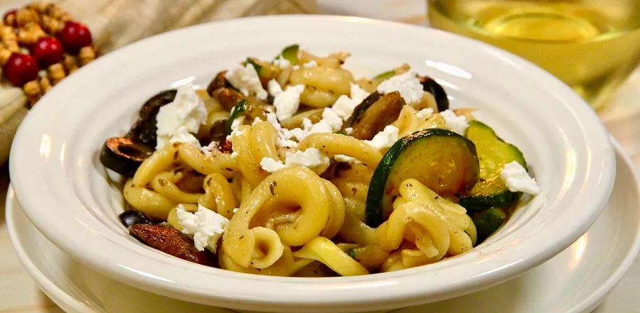 Olive and Feta Pasta Delight