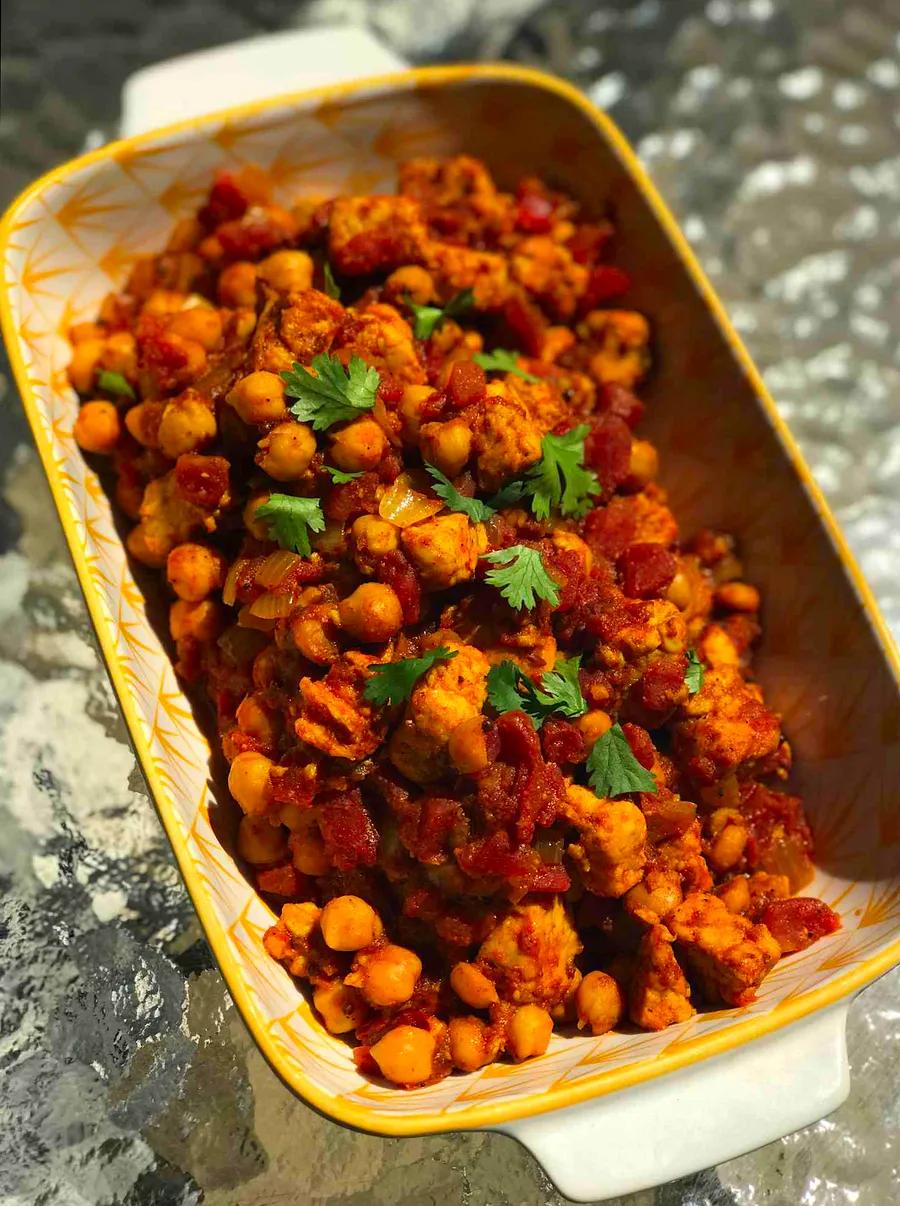 Chickpea and Quorn Curry Delight