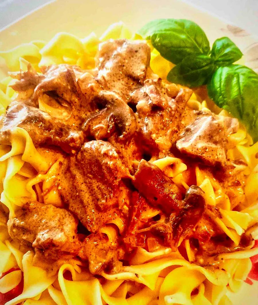 Slow Cooker Beef Stroganoff Made Easy