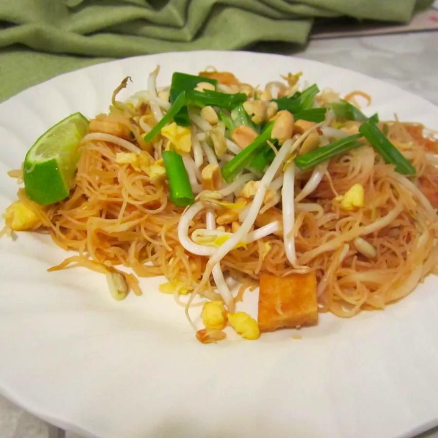 Authentic Pad Thai Noodles: A Delicious Homemade Classic