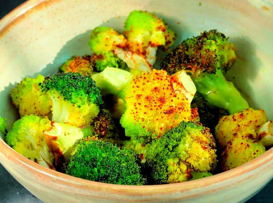 Crispy Air-Fried Broccoli and Cauliflower