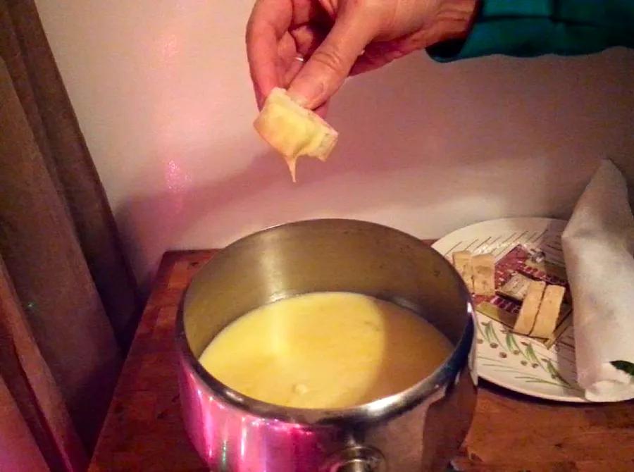 Ultimate Three-Cheese Fondue