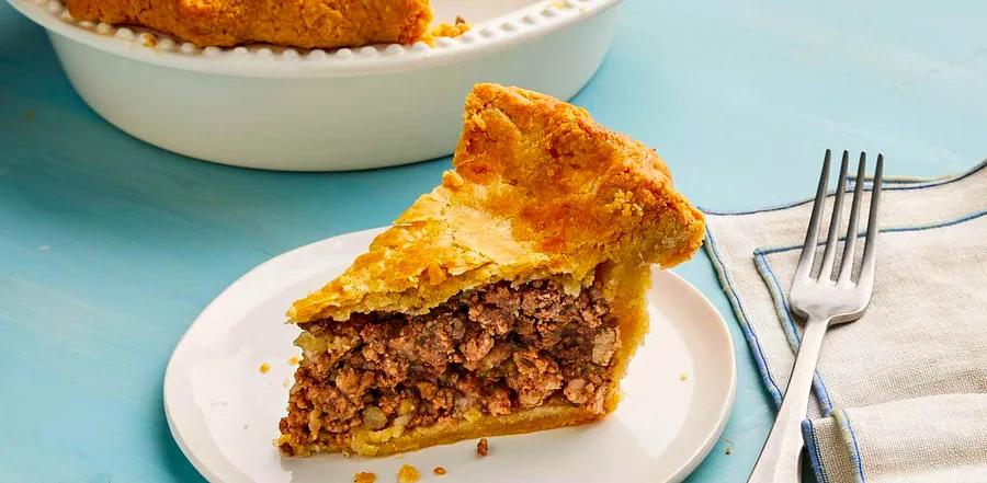 Tourtière: A French Canadian Meat Pie Delight