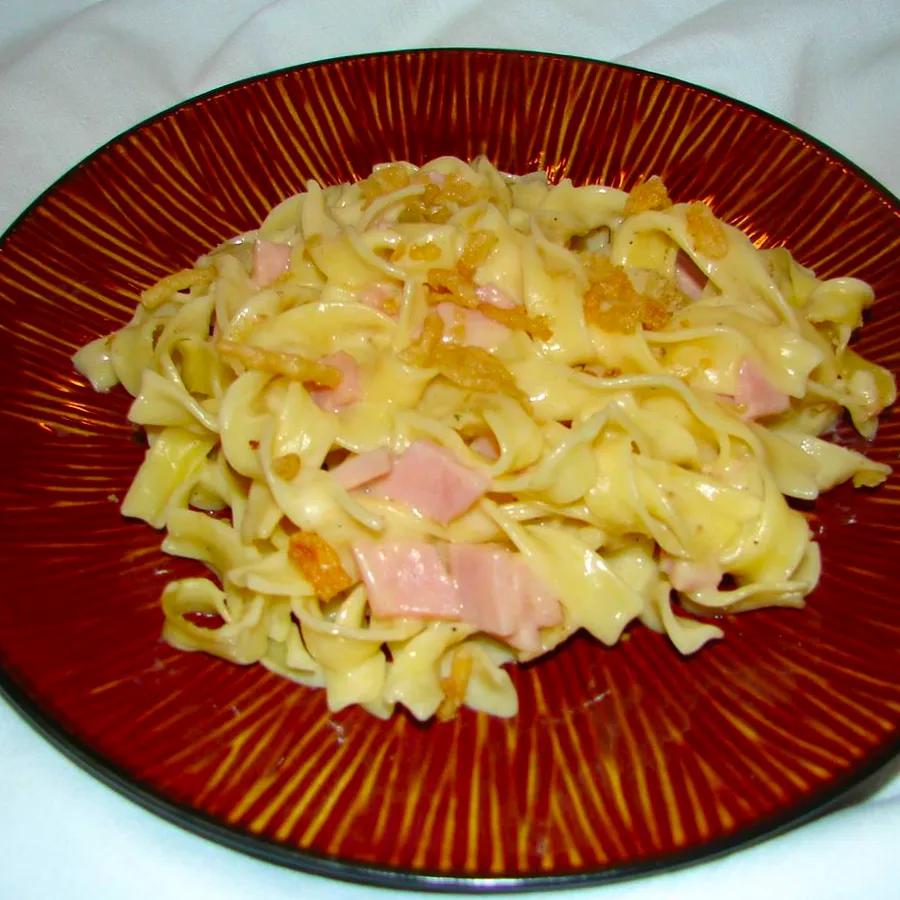 Simple Ham and Noodles Casserole