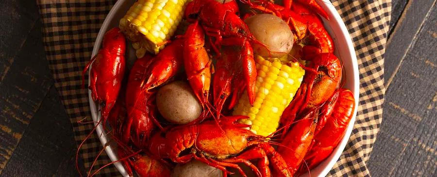 Why a Seafood Boil Is the Ideal Comfort Food for Pandemic Times