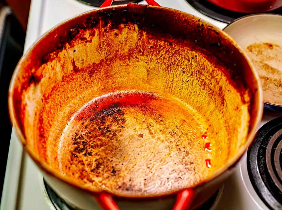 How to Clean a Dutch Oven — Cast Iron vs. Enameled Cast Iron