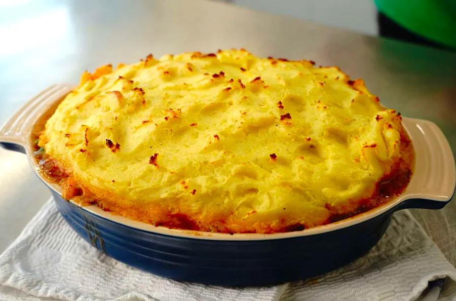 How to Prepare Shepherd's Pie from Scratch