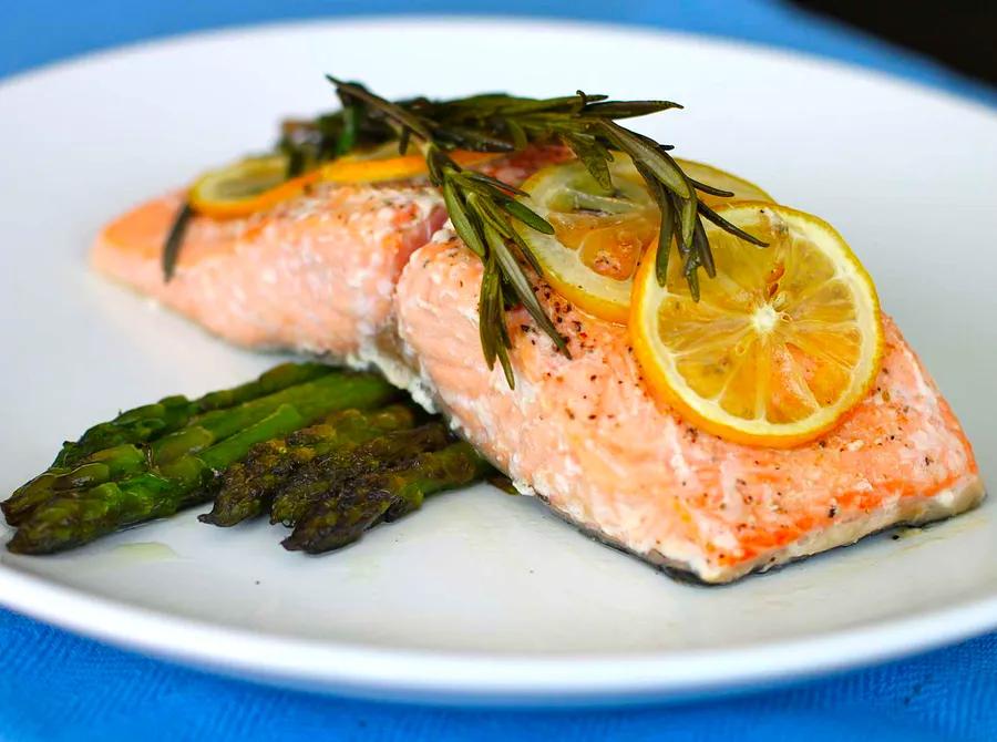 Rosemary Lemon Salmon Fillets