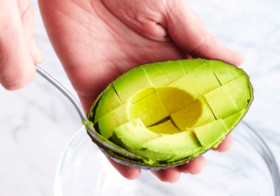 Ditch the Metal Knives for Slicing Avocados — Here's What You Should Use