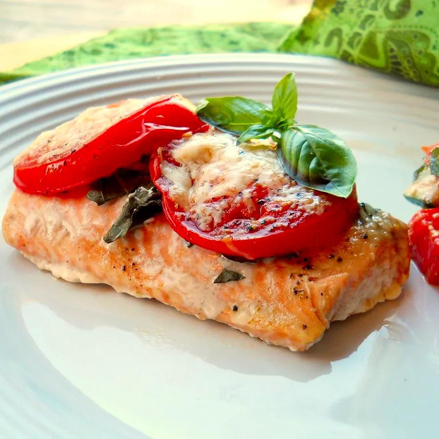 Salmon with Tomato and Basil