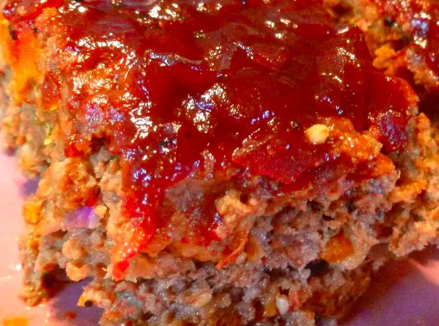 The Easiest and Most Flavorful Meatloaf Recipe Ever!