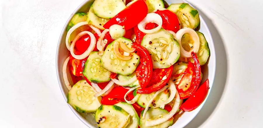 This refreshing Cucumber Tomato Salad is the ideal recipe for August, loved by moms everywhere.