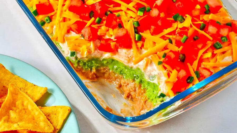 This 5-Layer Bean Dip from My Aunt is the Ultimate Game Day Snack