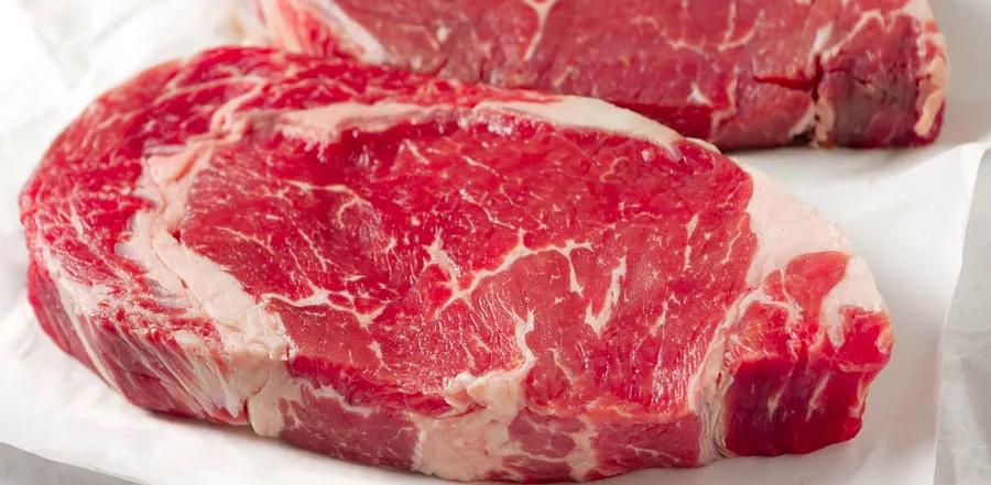 Sirloin vs Ribeye: Which Cut Reigns Supreme?