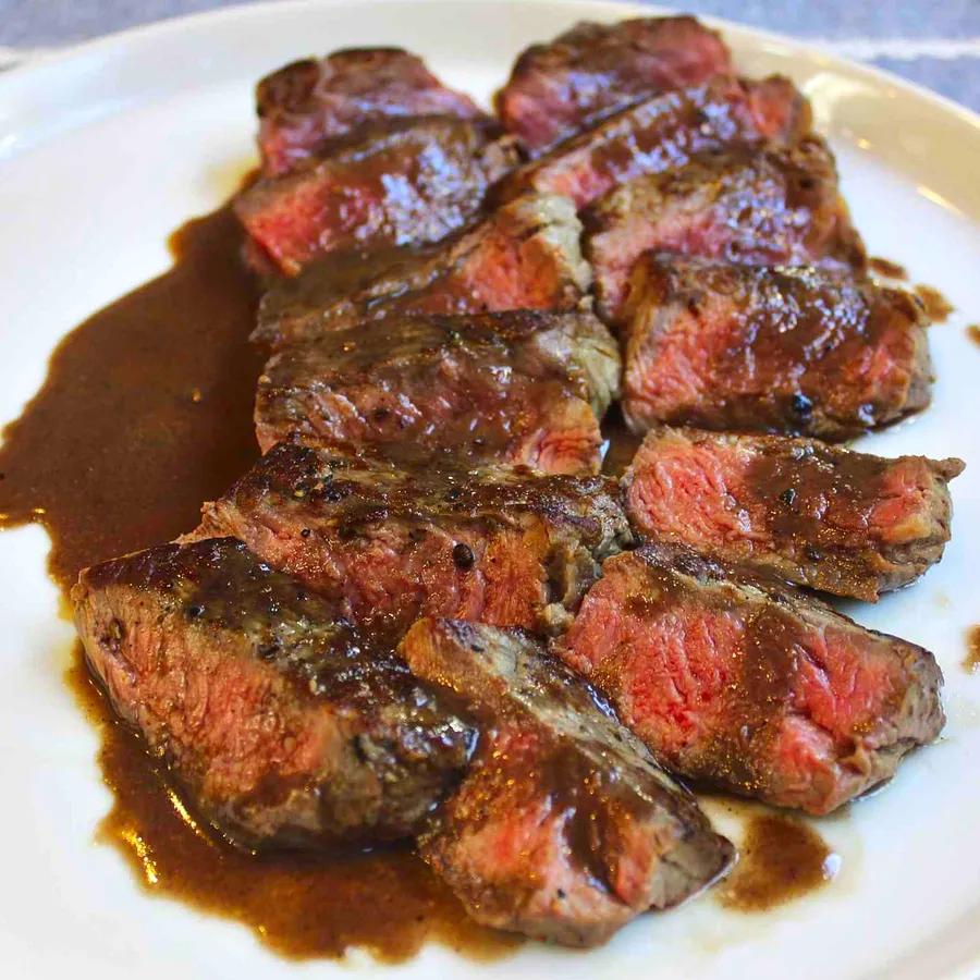 Manhattan Filet with Bordelaise Pan Sauce