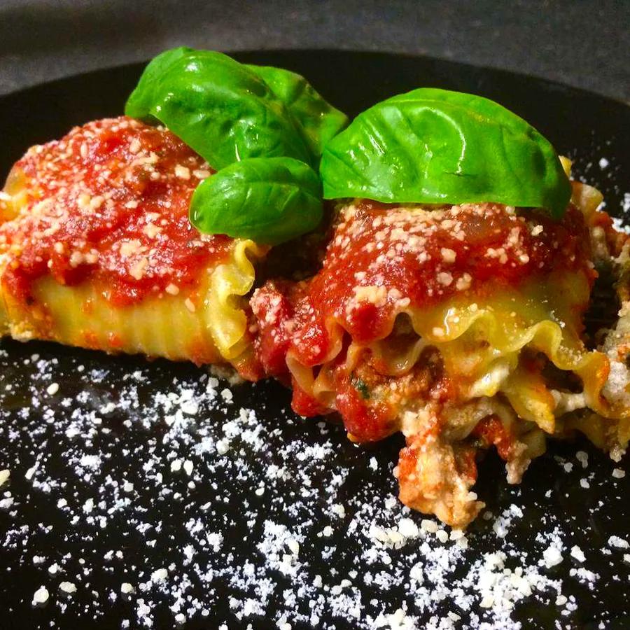 Bettie's Roll-Up Lasagna