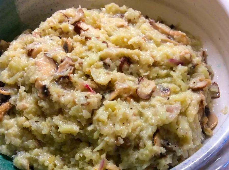 Rich and Creamy Keto Cauliflower Risotto