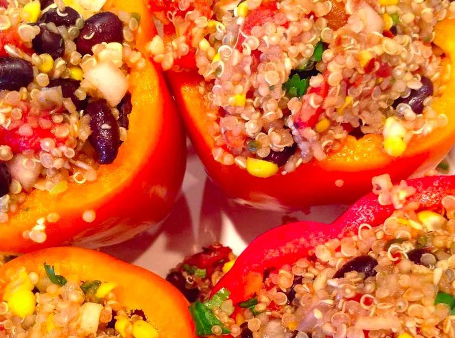 Quinoa-Stuffed Bell Peppers