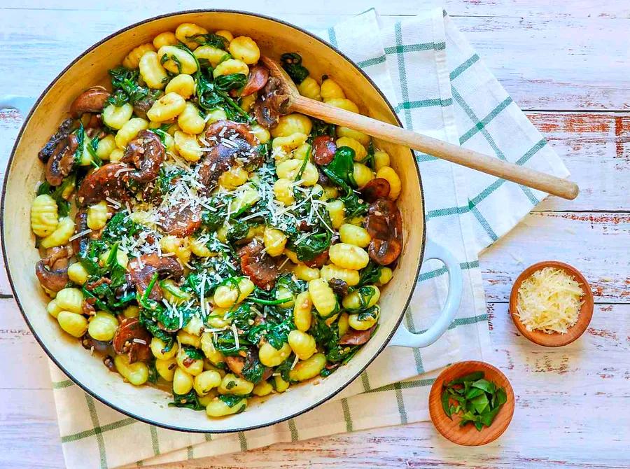 Vegetarian Gnocchi with Creamy Spinach and Mushroom Butter Sauce