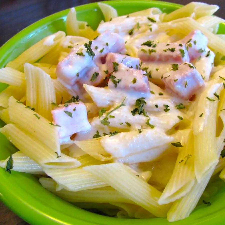 Ham Fettuccine Alfredo