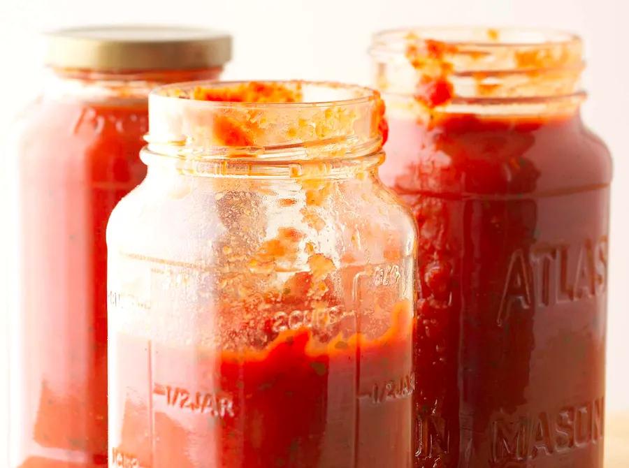 6 Simple Tips to Make Store-Bought Pasta Sauce Taste Homemade