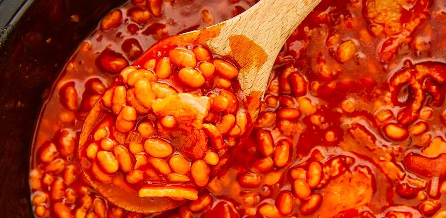 Slow Cooker Baked Beans